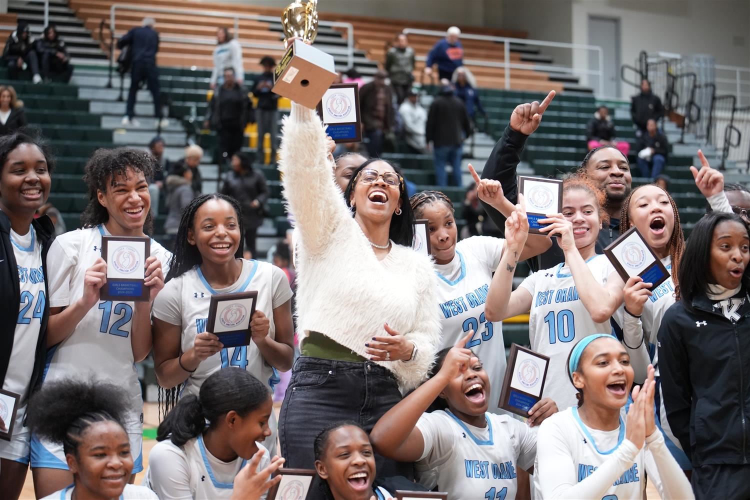  WOHSGirlsbb-ECT2025