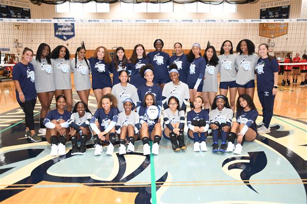  Girls Volleyball