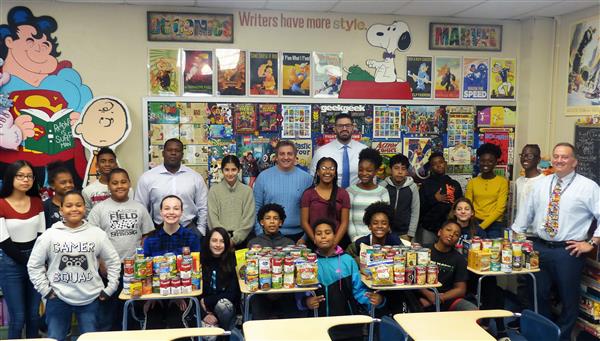 Roosevelt Middle School Donates Food To Mayor S Sunshine Fund
